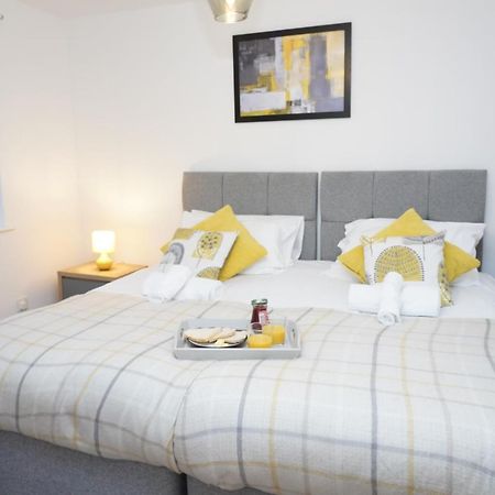2Bedrm-4Guests-Parking-Nearstation Apartamento Londres Exterior foto
