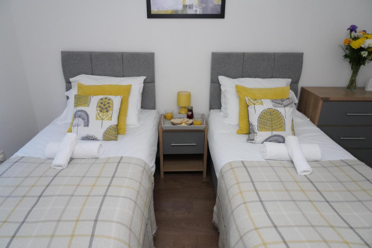 2Bedrm-4Guests-Parking-Nearstation Apartamento Londres Exterior foto