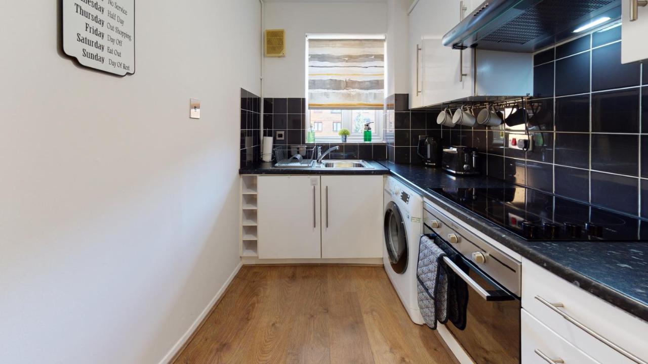 2Bedrm-4Guests-Parking-Nearstation Apartamento Londres Exterior foto