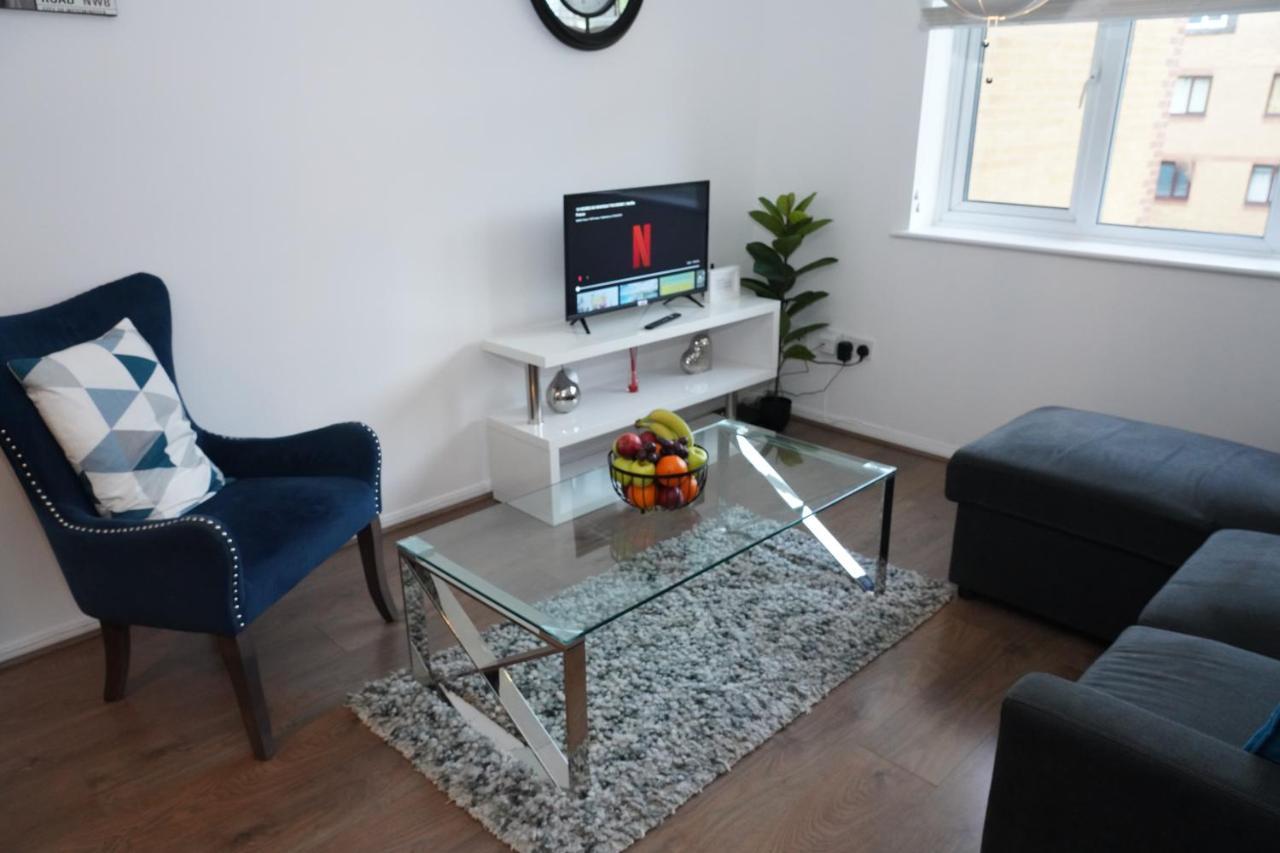 2Bedrm-4Guests-Parking-Nearstation Apartamento Londres Exterior foto